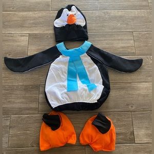 Baby Penguin Halloween Costume Size 6-12 Months